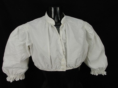 Size dirndl blouse - size, leica